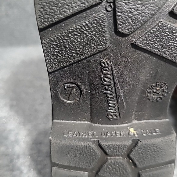 Blundstone Boots Toddler's US 8/ AU 7 * stains - Picture 11 of 13